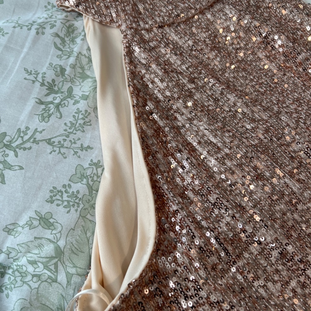 Dress - Picture 2 of 5